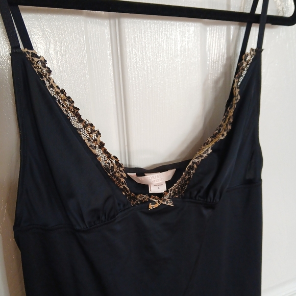 Victoria Secret Very Sexy Collection Black Chemise SZ L Cheetah print lace - Picture 3 of 5